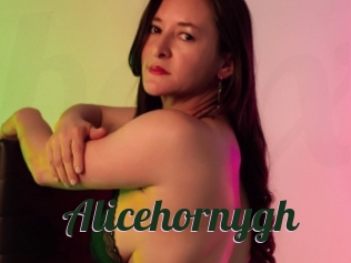 Alicehornygh