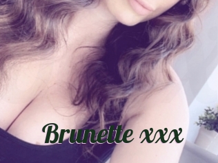 Brunette_xxx