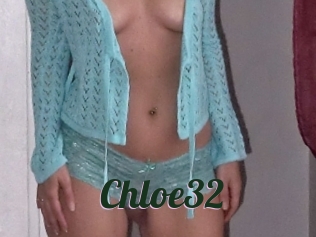 Chloe32
