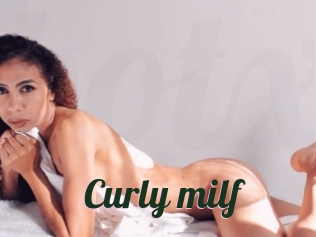 Curly_milf