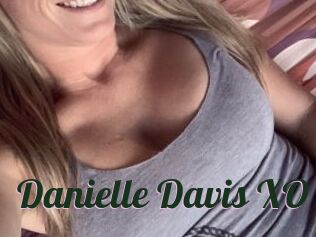 Danielle_Davis_XO