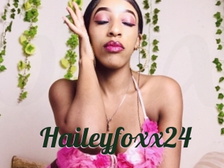 Haileyfoxx24