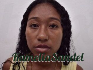 KameliaSandel