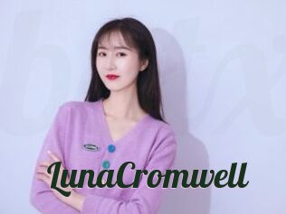 LunaCromwell