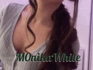 M0nikaWhite