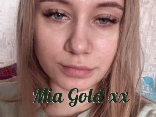 Mia_Gold_xx