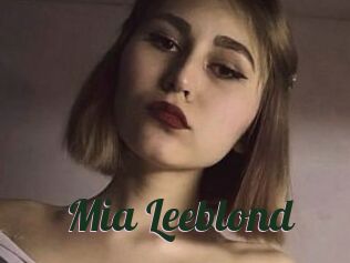 Mia_Leeblond