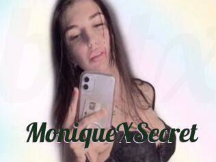 MoniqueXSecret