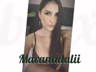 Macanadalii