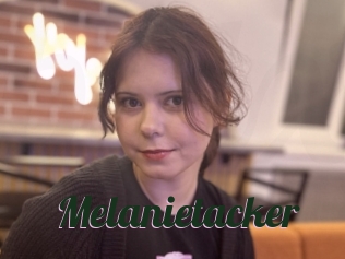 Melanietacker