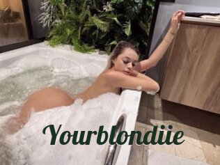 Yourblondiie